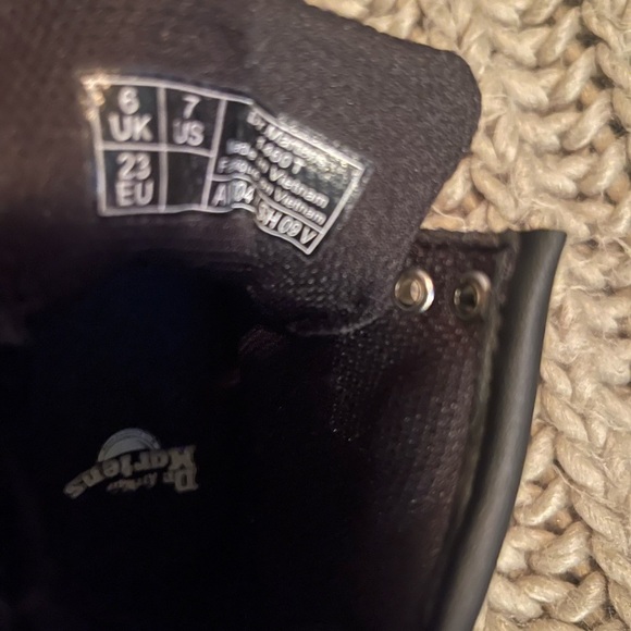 Dr. Martens Toddler Pascal Rainbow Boots - Picture 9 of 9